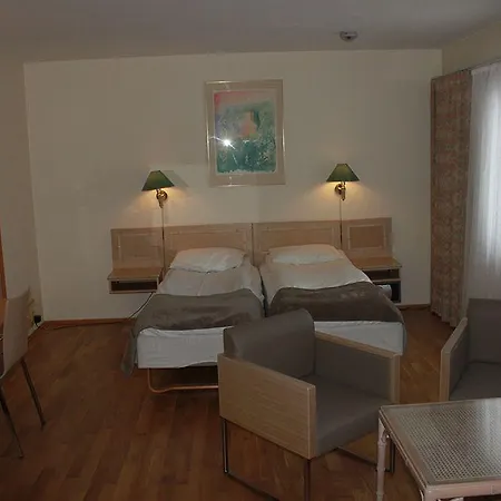 Hotel Mitt & 3*