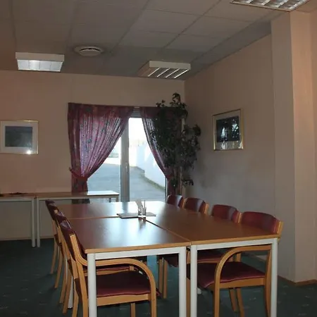 Hotel Mitt & 3*